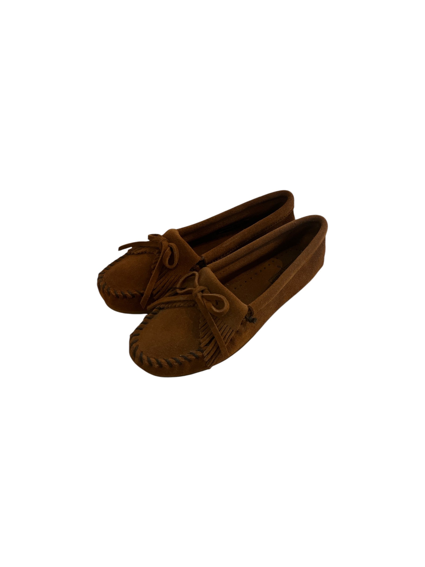 Minnetonka Women's Kilty Softsole