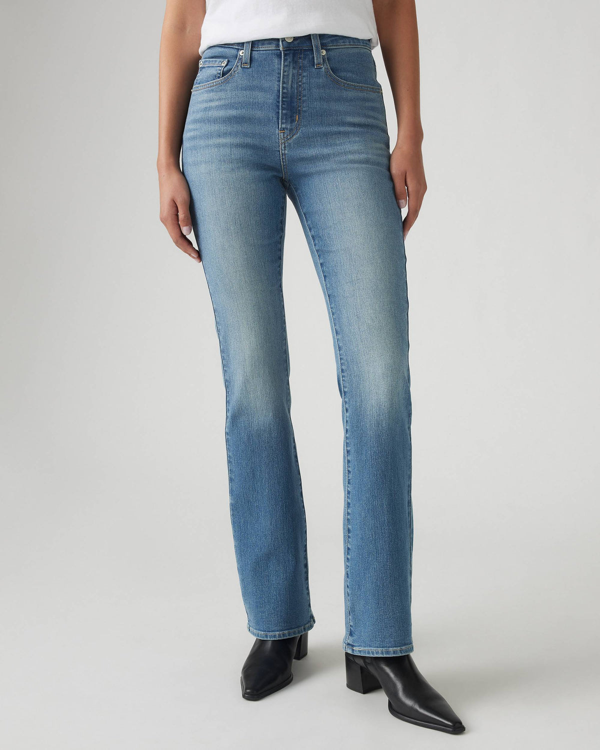Levis 725 High-Rise Bootcut